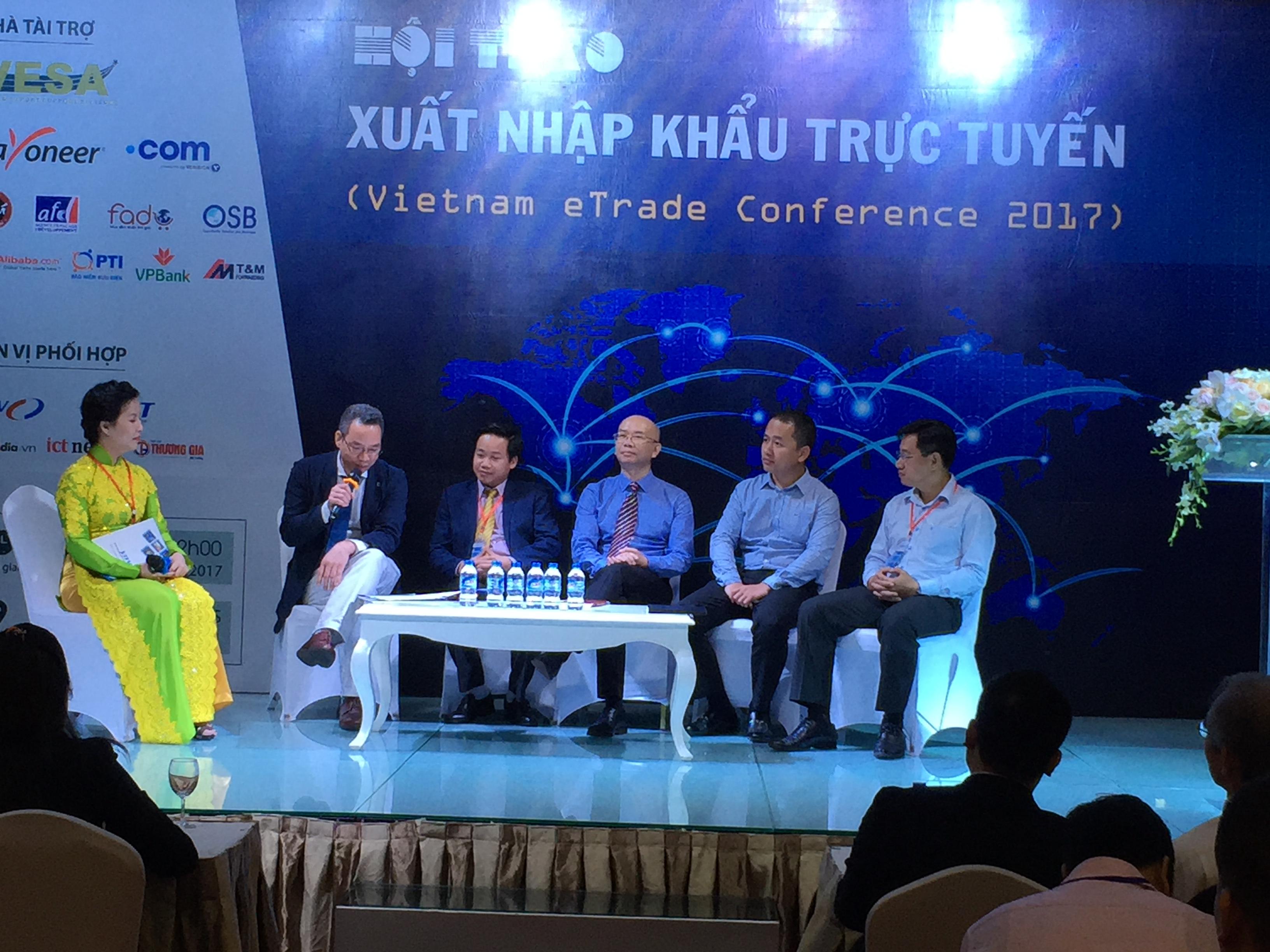 N&ocirc;ng sản v&agrave; c&aacute;c sản phẩm c&ocirc;ng nghệ sẽ được quảng b&aacute; tr&ecirc;n k&ecirc;nh Thương mại điện tử quốc tế